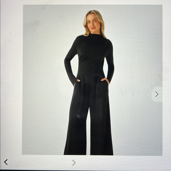 HALARA Black jumpsuit size small - Picture 8 of 9